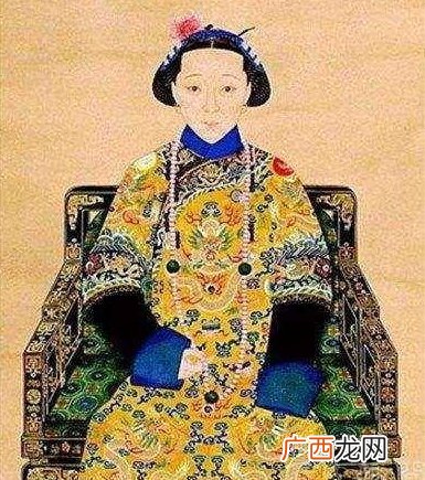 咸丰皇帝的原配妻并不是慈安太后，而是萨克达氏