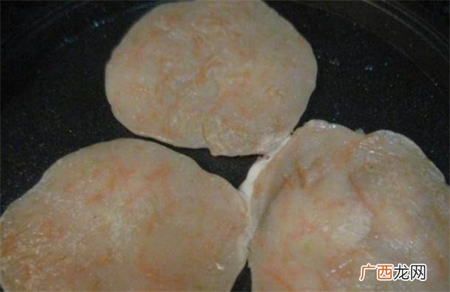 嫂子自制“早餐饼”，不用一滴水，营养又美味，8分钟就能搞定！