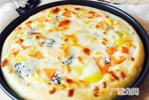 水果披萨自己在家做，20块钱成本做3个，满满都是水果，比买的好