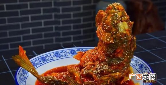 高考都吃啥？教你做寓意“鱼跃龙门”的糖醋鲤鱼，酸甜可口超好吃