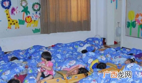 班主任揭秘幼儿园“潜规则”：入园要有四种能力，否则孩子活受罪
