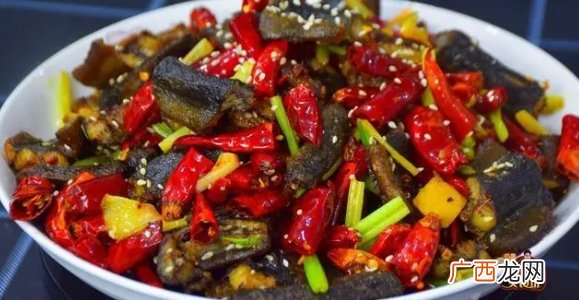 爱吃黄鳝的一定要收藏，教你做麻辣鲜香的干煸鳝段，好吃极了