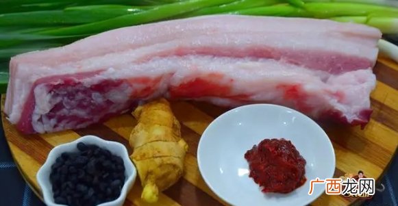 回锅肉正宗家庭做法，咸香美味，好吃又下饭，真解馋
