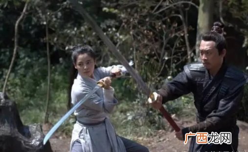 古代宝刀“削铁如泥”，为何现代的刀却做不到了？原因出乎意料
