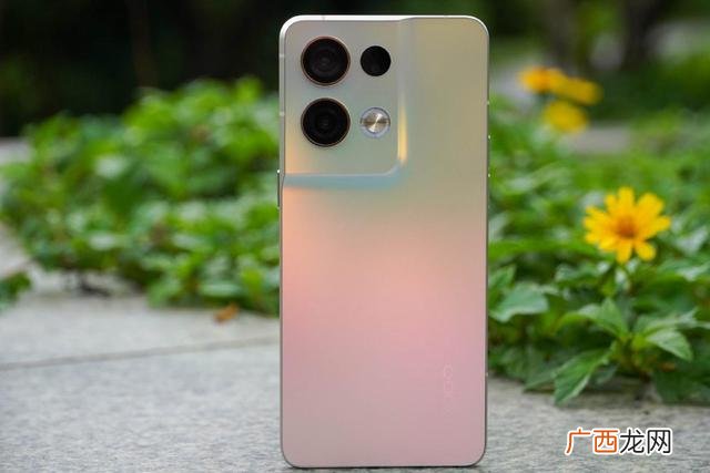 opporeno9没有耳机孔吗
