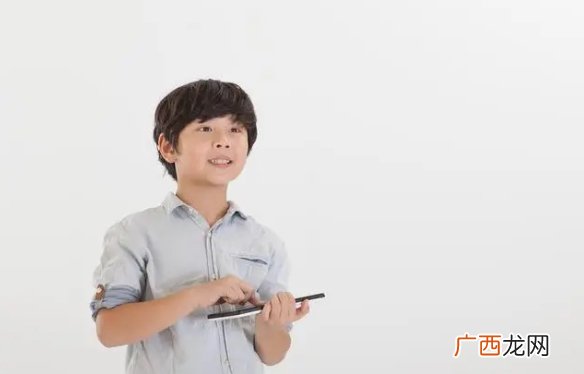 小孩子好动注意力不集中怎么回事