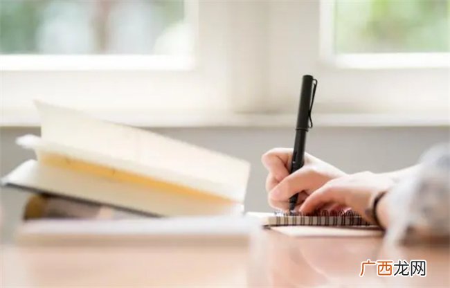 原来家有学霸的家庭 父母都是这样做 赶紧来看看吧