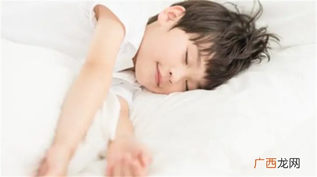 科学改善孩子睡眠 你的宝宝夜里也梦的香甜