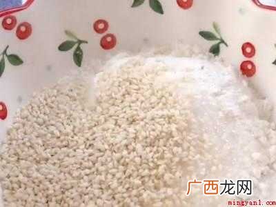 面包怎么做的具体操作步骤 面包怎么做的