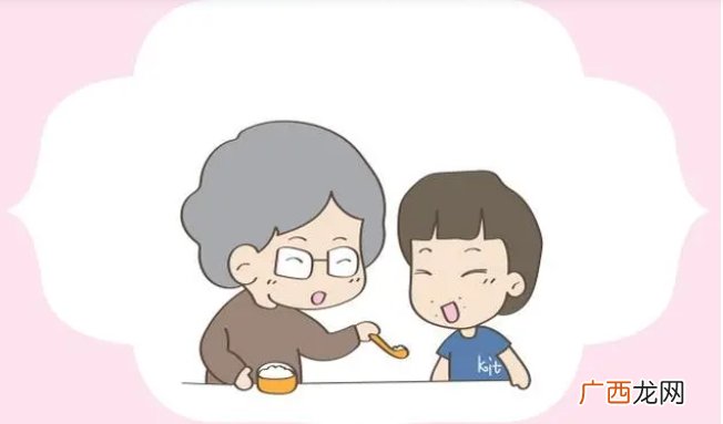 孩子和妈妈不亲,往往都是被老人带大的,宝妈要重视