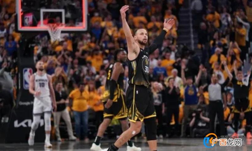 NBA季后赛：勇士逆转国王赢抢七次轮会师湖人 库里50分创纪录，比赛局势如何？