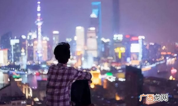 要不要为了编制回小县城？