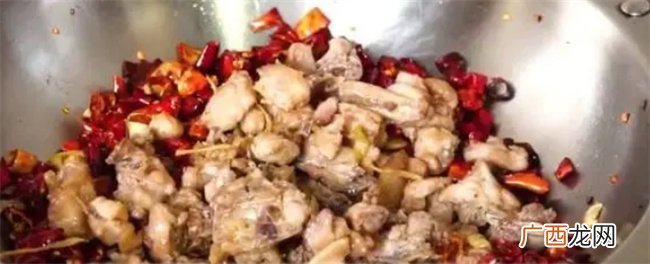 爱吃鸡肉的一定要收藏，教你做道香辣可口的辣子鸡，好吃极了