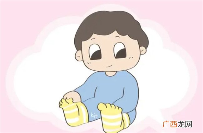 孩子手脚冰凉，不仅是需要添加衣服了，家长要了解