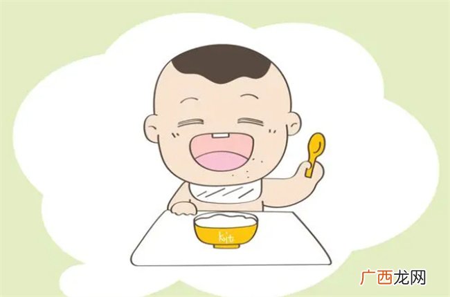 别单纯以为孩子踢被子 是觉得太热了 也可能是积食引起的