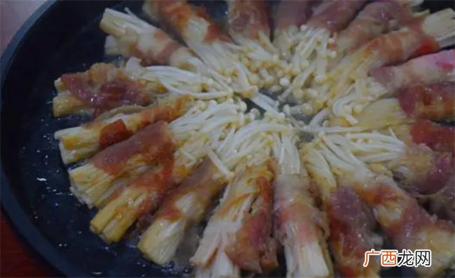 自从学会金针菇肥牛卷的做法 全家三天两头点名要吃 开胃又下饭
