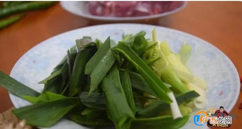 爱吃回锅肉的一定要收藏，教你做家庭版川菜回锅肉，好吃极了