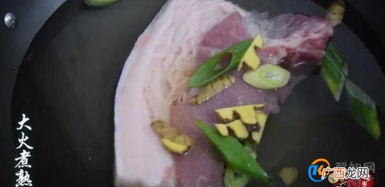 爱吃回锅肉的一定要收藏，教你做家庭版川菜回锅肉，好吃极了