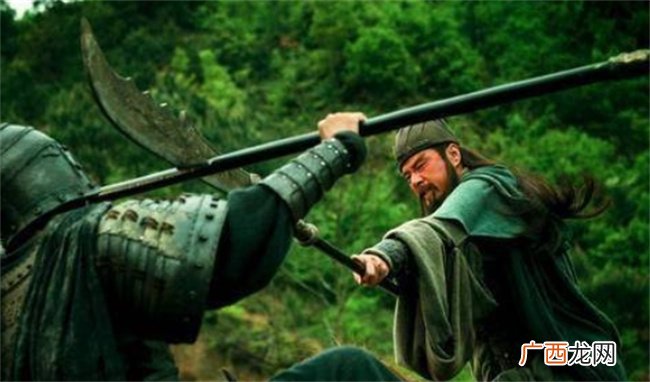 白马之战,曹操手下那么多武将,为何还专门将关羽从许昌请来斩杀颜良?