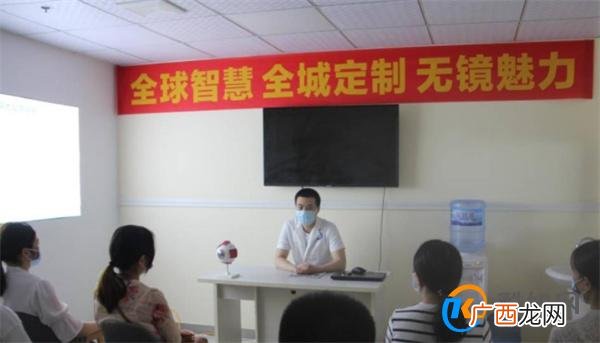 医护不做激光近视手术 爱尔眼科6名医务工作者集体辟谣
