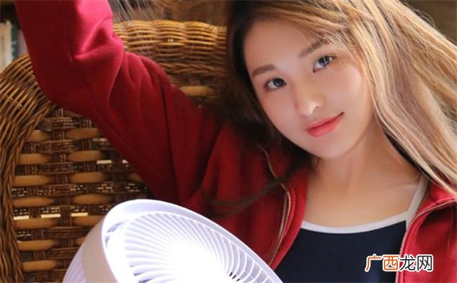 两周过后，云淡风轻，旧情归来，3星座再度携手，重牵旧爱