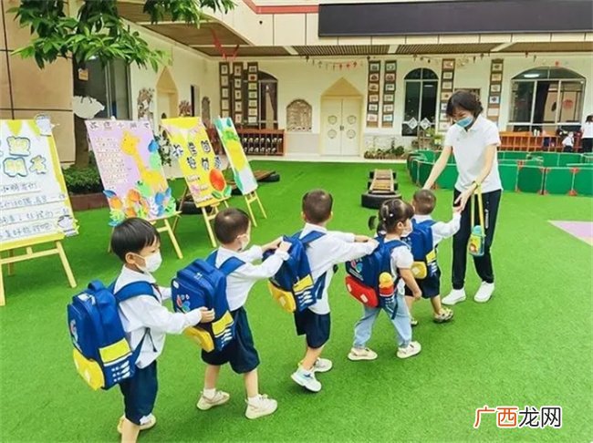 幼儿园出现“潜规则”，家长自以为孩子乐在其中，殊不知苦了娃！