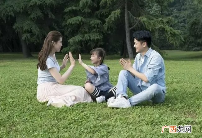 女孩子初潮过早的来临，会对身体有一定的影响，父母要注意