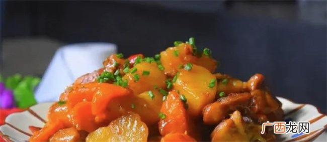 土豆焖鸡最好吃的做法，原来是有技巧的，难怪之前做的不好吃！
