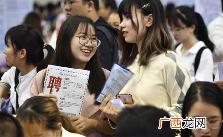今年起不再发放就业报到证 档案怎么转递？