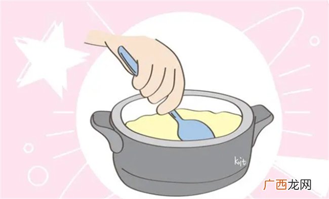 孩子在一岁之前 这几种辅食尽量少吃 各位妈妈要知道
