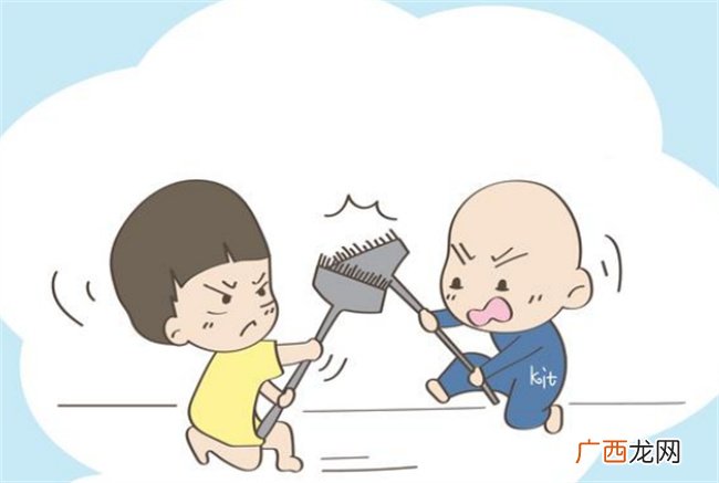 2岁的宝宝可怕 这3个行为是好信号 你家孩子有吗