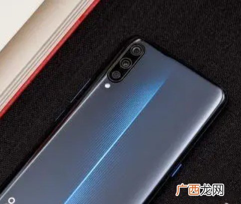 v1824a是vivoiQOO哪一代
