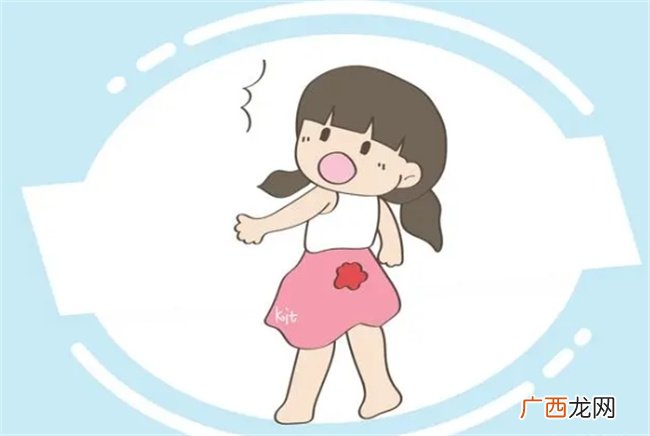 孩子第一次来例假，家长不能忽视，因为时间早晚决定孩子的身高