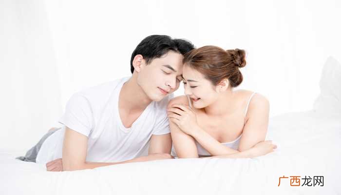 梦见老公当着自己抱别的女人预示