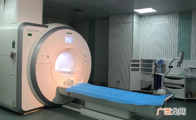健康：病人被医生遗忘在磁共振舱近3小时 磁共振舱对人体有伤害吗？