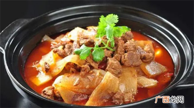 爱吃牛肉的一定要收藏 教你秘制的牛腩做法 美味下饭 看饿了
