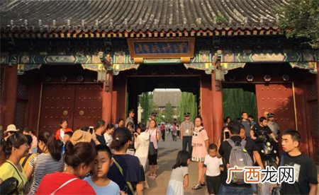 北大被曝“付费入校” 是否合理？