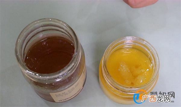 如何鉴定真正的蜂蜜 怎么鉴别真蜂蜜_酷知科普