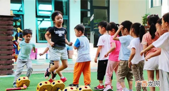 幼儿园背古诗有用吗 幼儿园有必要学古诗吗