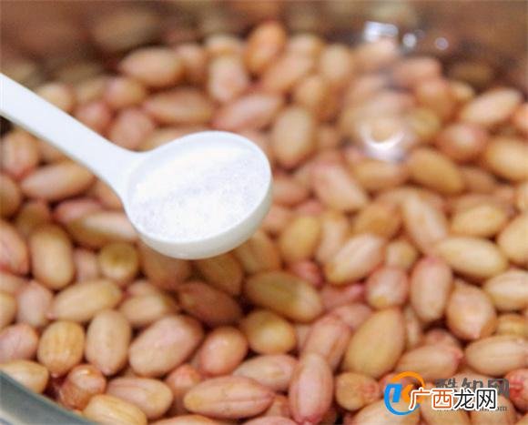 花生米一般煮几分钟 煮花生多长时间_酷知科普