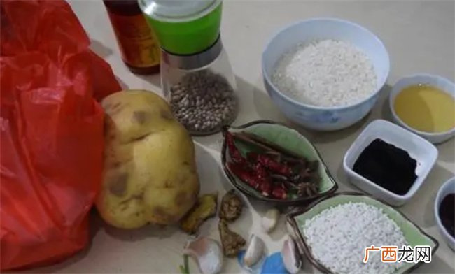 粉蒸肉最好吃的做法简单美味又下饭 看看你喜欢吃不