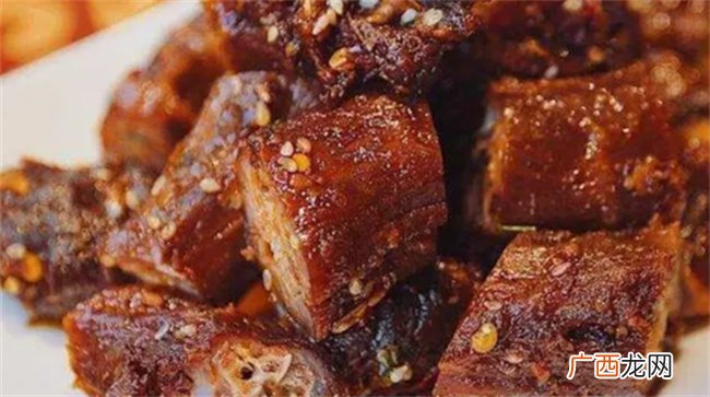 爱吃鸭脖的一定要收藏 5种在家就能完成的做法 好吃极了