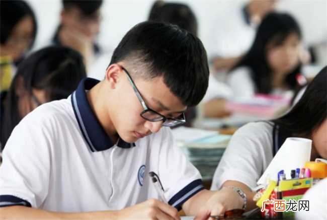 没有参加中考可以上职业学校吗 没有中考成绩可以上职高吗