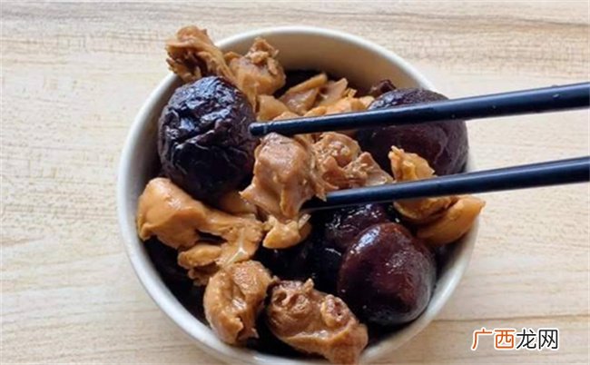 热天建议中老年人少吃黄瓜和苦瓜多吃3样腿脚更有劲