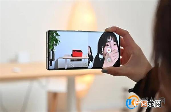 vlog一般发在什么平台 vlog是记录生活吗_酷知科普
