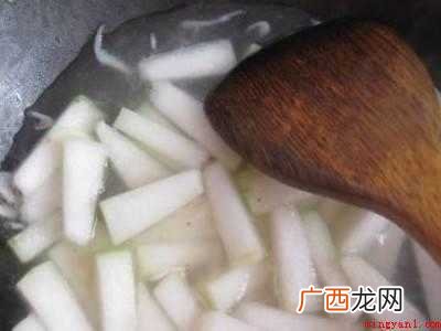 冬瓜虾皮怎么炒