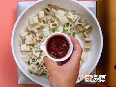 怎样炒莲藕好吃又简单