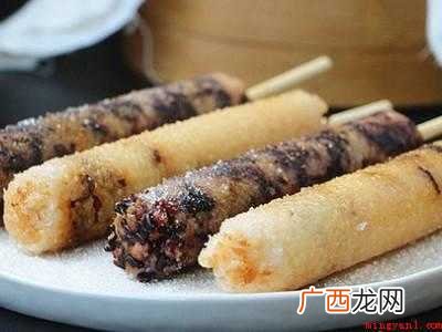 竹筒粽子怎么吃