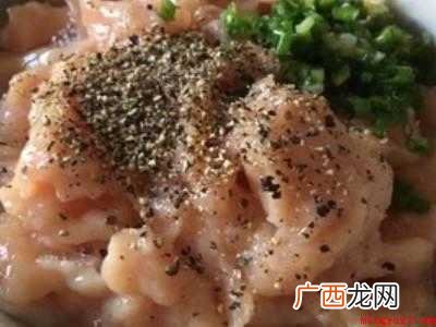 鸡肉丸子怎么做才滑嫩