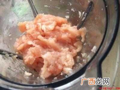 鸡肉丸子怎么做才滑嫩
